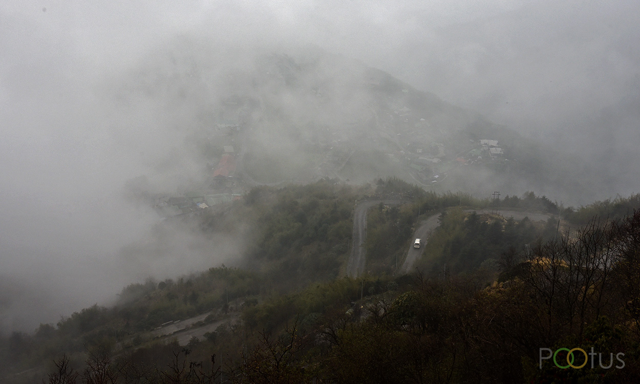 Bad luck, couldn't see 32 hairpin bends of Zuluk silk route