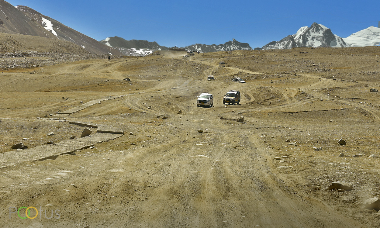 The last 500 mts to reach Gurudongmar lake is not at all easy drive